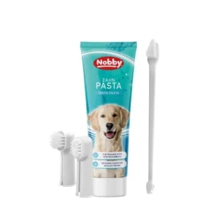 Zahnpasta für Hunde mit Zahnbürste und Finger aufsetzen.